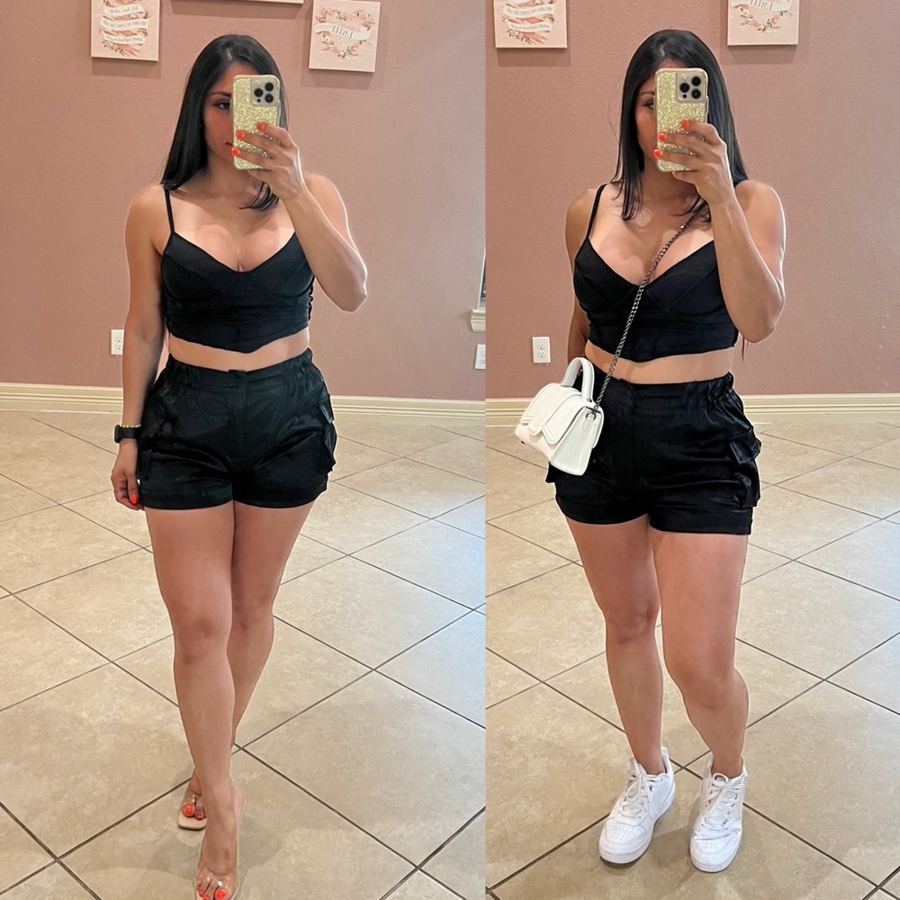 LARA Cargo Shorts - Picture 1 of 5